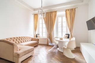 Old Town Luxury apartment self check inn - 4