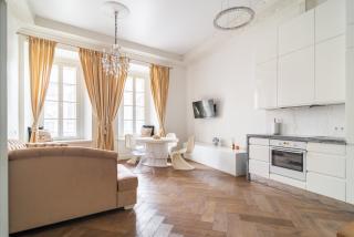 Old Town Luxury apartment self check inn - 6