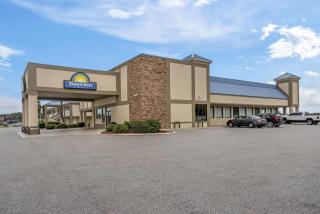 Days Inn by Wyndham Adel I-75 - 8