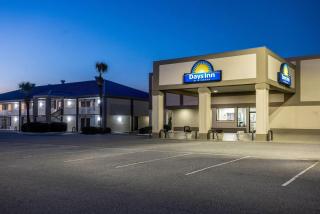 Days Inn by Wyndham Adel I-75 - 5