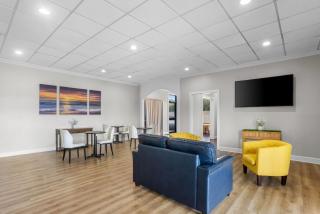 Days Inn by Wyndham Adel I-75 - 3