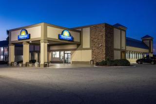 Days Inn by Wyndham Adel I-75 - 4