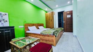 Parvati home stay - 0