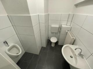 Doppelzimmer im Monteurhaus Gemeinschaftsbad und -küche - 3