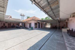 RedDoorz near Kejaksan Station Cirebon 3 - 6