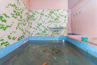 RedDoorz near Kejaksan Station Cirebon 3 - 4