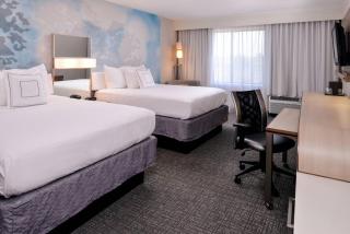 Country Inn & Suites by Radisson, Brown Deer - Milwaukee North - 5