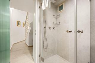 High End Renovated Duplex near Carmel Market by FeelHome - 4