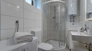 Villa Veronika - Makarska by Villas Guide - 1