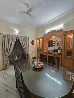 3BHK Home with garden and WIFI 100 mbps - 6
