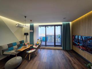 Luxury Apartment with Jacuzzi - River view & Underground Parking by Flat Mаnager - 6