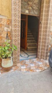 Apparemment entier - 8