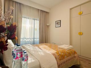 2bed Canalside Home - Marina - 5