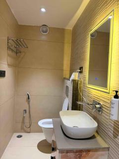 Hare Krishna Stays - Varanasi - 1