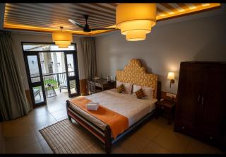 The Project Cafe and Hotel - 7