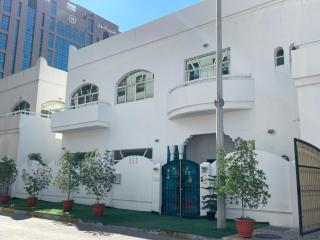 Lunar Beach Hostel - Abu Dhabi - 9