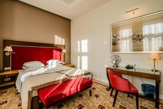 WHITE GLOVE Dyplomat - 7