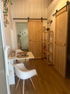 Piazzetta Degli Innamorati - Bari - 6