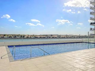 FIRST CLASS 3BR Luxury Waterfront Living - 9