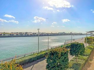 FIRST CLASS 3BR Luxury Waterfront Living - 8