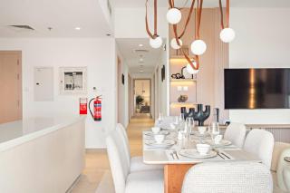 FIRST CLASS 3BR Luxury Waterfront Living - 3