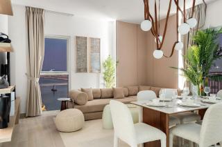 FIRST CLASS 3BR Luxury Waterfront Living - 2