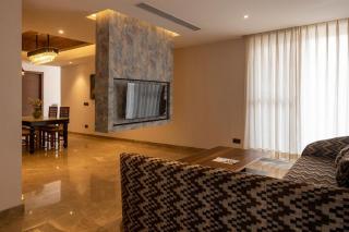 Ultra Luxury 4 BHK Apartment 1 km to DLF Golf - 1