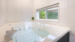 Gapyeong Gamseong216 Poolvilla Pension - 6