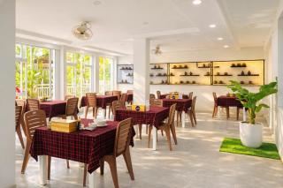 Sân Vườn Hotel Khánh Hòa - Ninh Hòa - 5