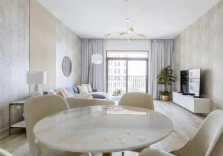 Nasma Luxury Stays - Fabulous Apartment With Balcony Near MJL's Souk - 5