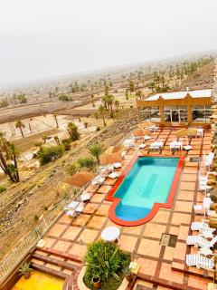 Hotel Kasbah Ennakhile - Authentic Stay in Nkob - 0