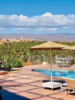 Hotel Kasbah Ennakhile - Authentic Stay in Nkob - 8