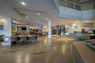 Delta Hotels by Marriott Regina - 5