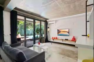 Modern Apartment with Shared Pool - By the Beach - 5