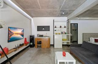 Modern Apartment with Shared Pool - By the Beach - 3