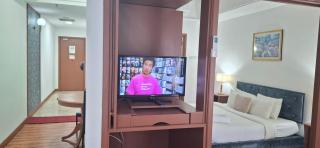 The East service suite Berjaya times square kl - 8