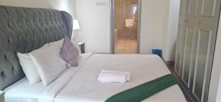 The East service suite Berjaya times square kl - 2