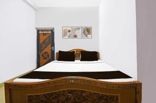 Hotel O by OYO Shiv Residency Inn - 8