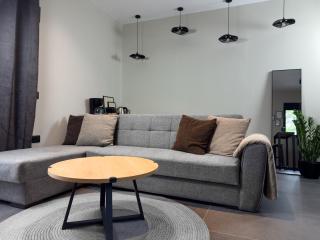 Kálos Housing - Adults Only - 2