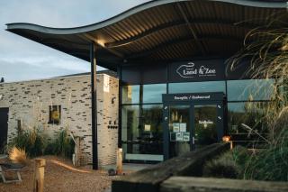 Resort Land & Zee - 4