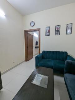 Cozy, Classy, Central Heat Mode HOT WATER - 1