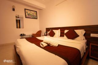Hotel Indra Palace- 100m from Ganga Ghat - 9