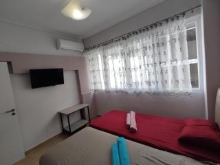 Gousa Urban Stay 2 Min Walk to Metro - 1