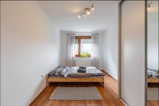 Spacious Apartment with AC and stunning views - 3