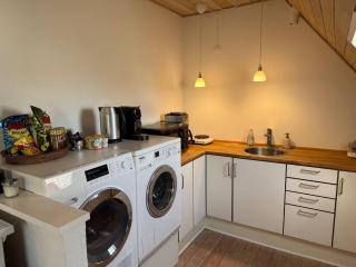 Spacious 3BR City Centre Penthouse - 6