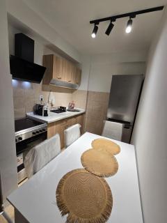 Bright & Cozy Home, Skopje - 6