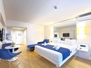 Black Sea view Aparthotel - Orbi City Batumi - 9