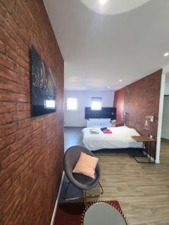 Suite Rose #3#- Ambiance cosy & Jacuzzi-self check-in - Roubaix - 7