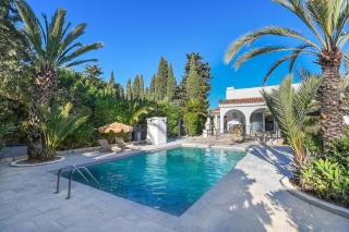 Villa La Font with pool and bbq - 8