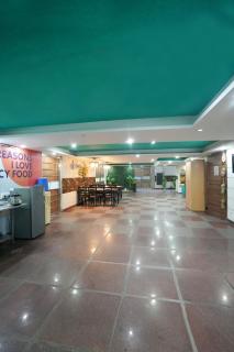 FlexiBay Girls Hostel North Campus - 2